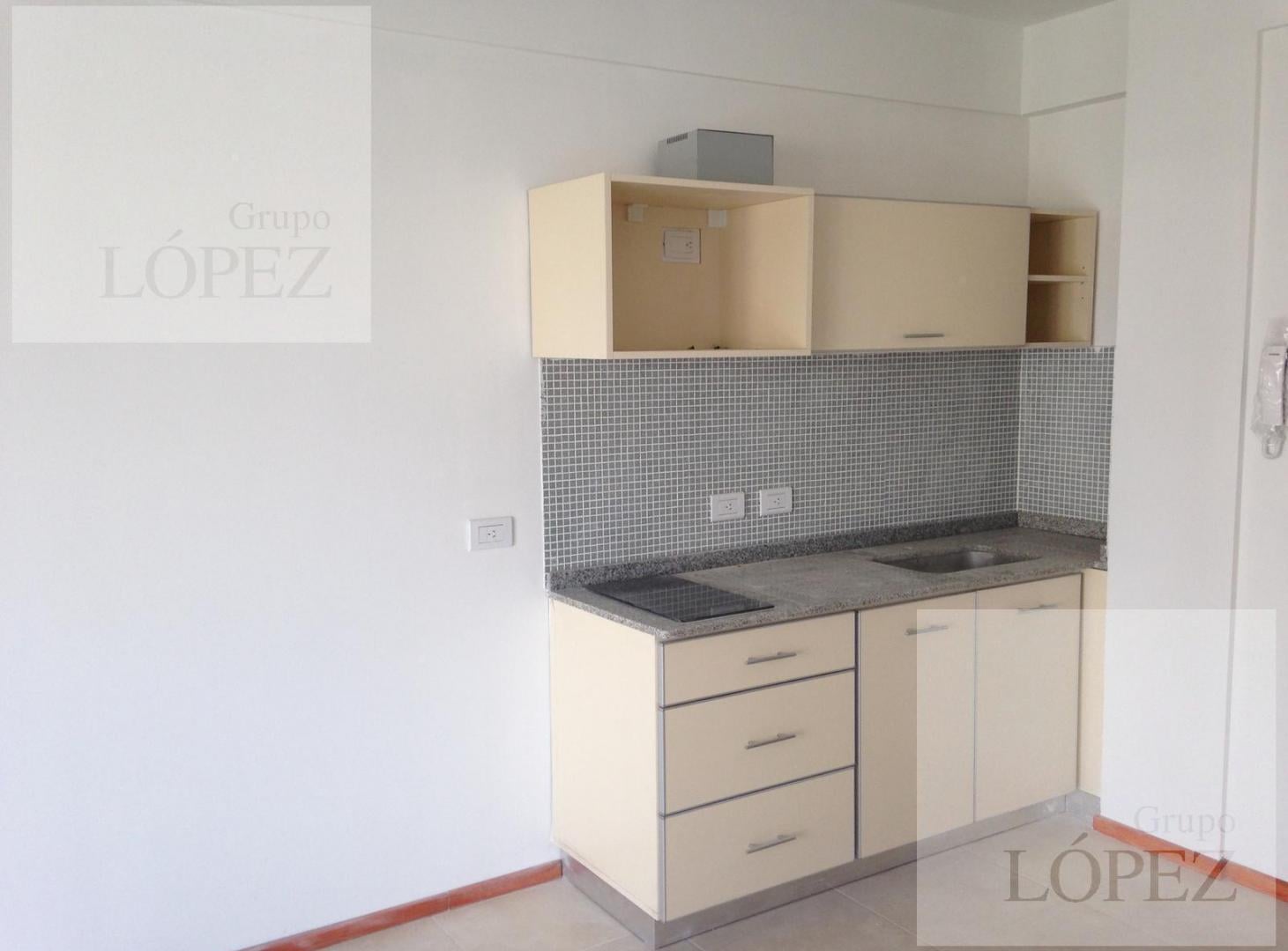 Foto de Venta Monoambiente Abasto, a 2 cuadras del shopping, con Balcón al, imagen 4