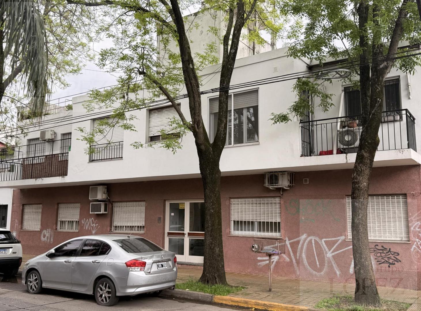 Foto de venta Departamento 3 ambientes Vicente Lopez - Balcón - Muy luminoso!, imagen 1