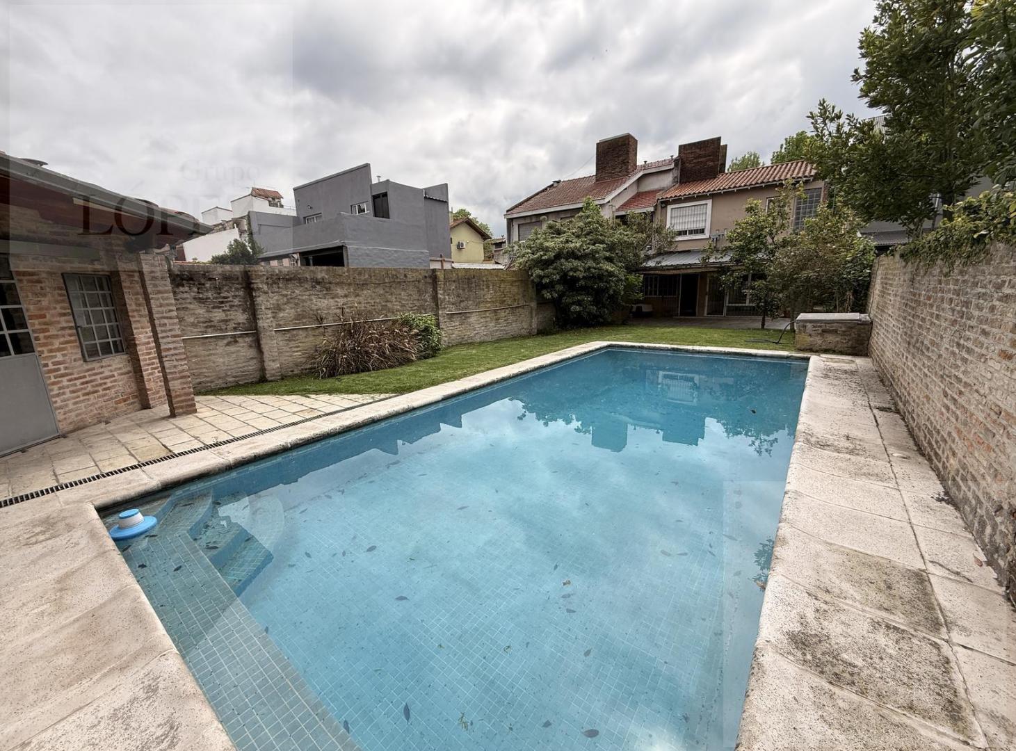 Foto de VENTA, CHALET 3 DORITORIOS ( SUITE ), FLORIDA, JARDIN CON GRAN PISCINA, imagen 1