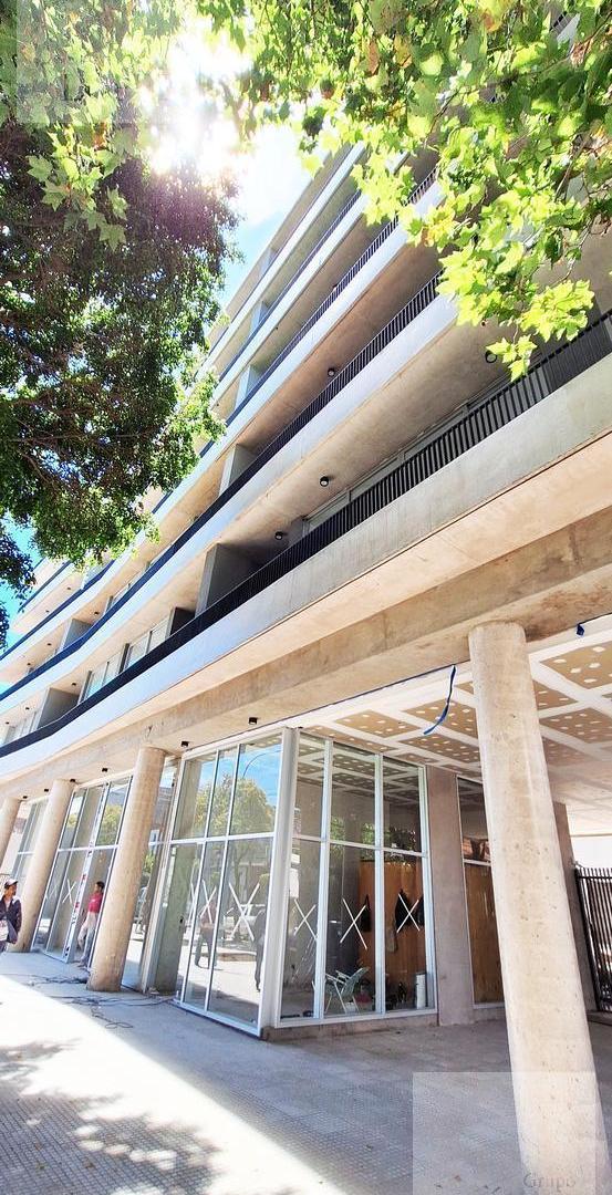 Foto de Venta Local Comercial en Esquina en Vicente López – Planta Baja, imagen 4