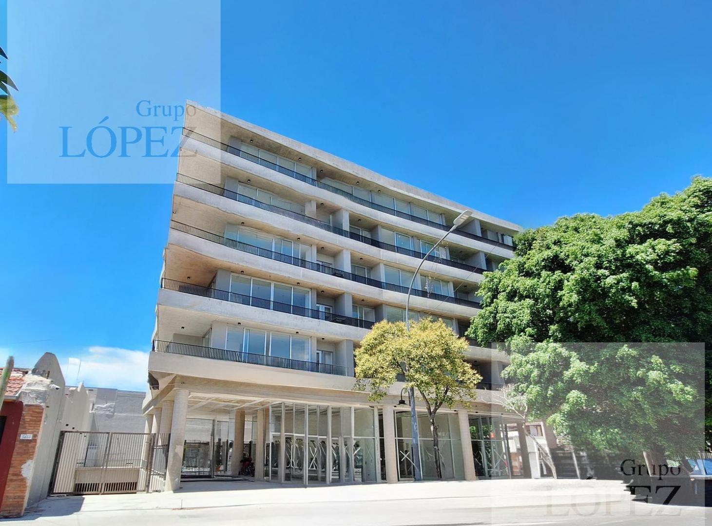 Foto de Venta Local Comercial en Esquina en Vicente López – Planta Baja, imagen 1