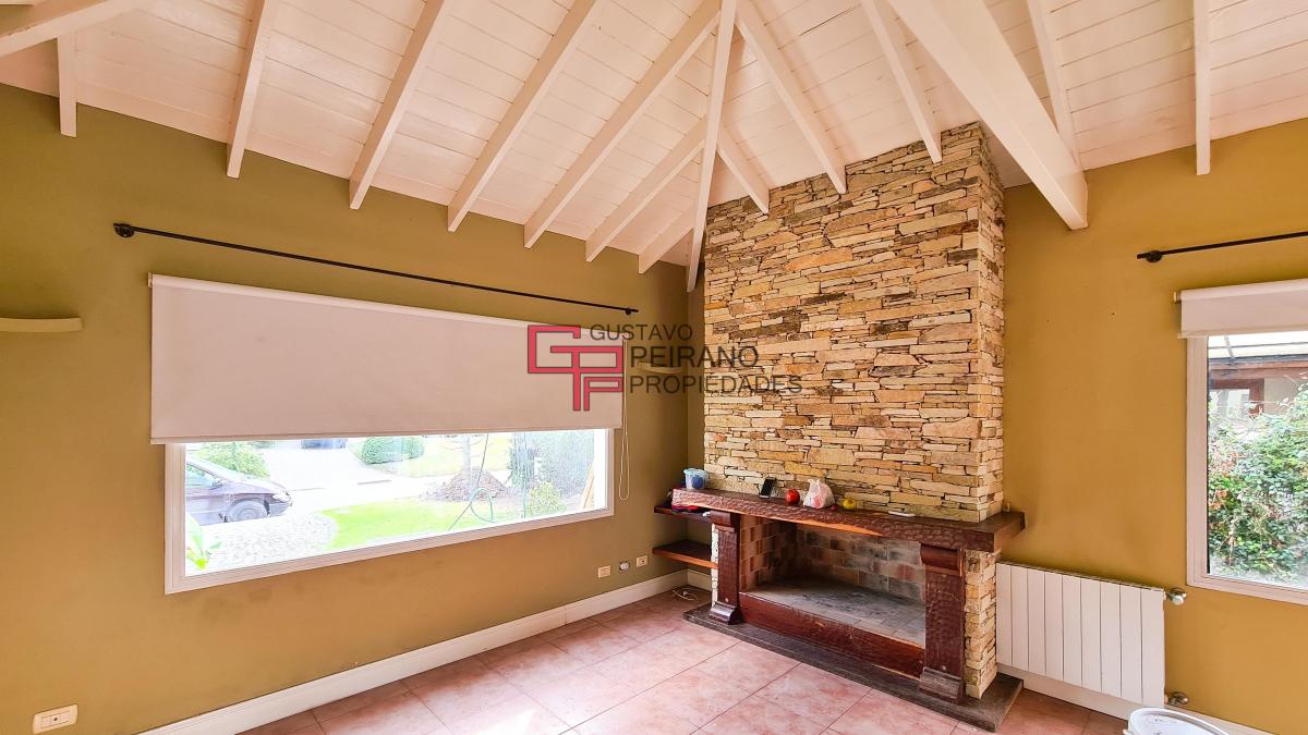 Casa en venta 4 dormitorios, Barrio cerrado septiembre Escobar