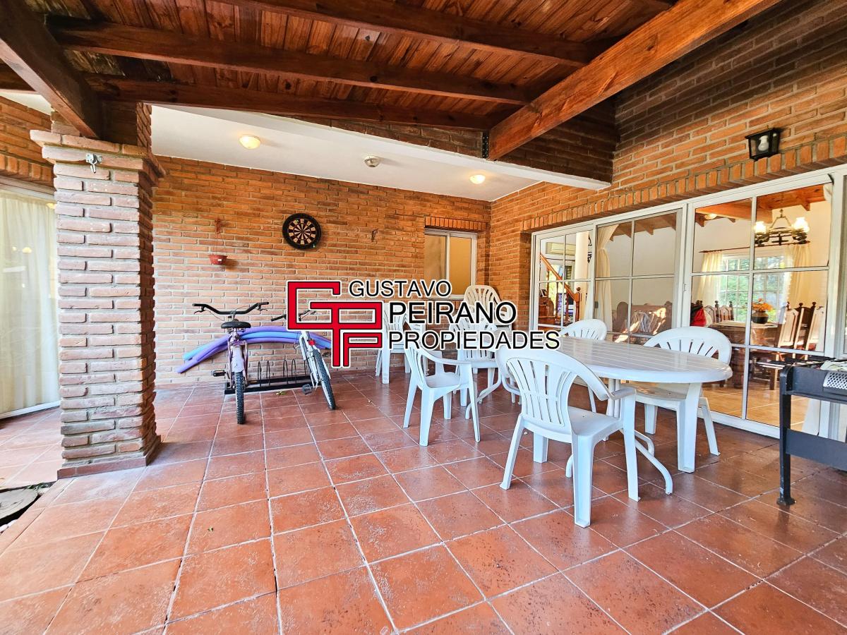 Casa en venta 4 dormitorios, Barrio Cerrado Septiembre