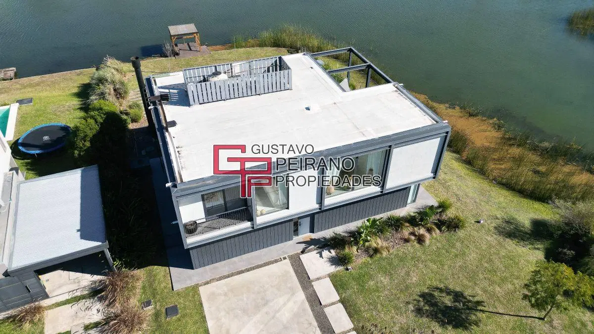 Casa a la laguna en puertos del lago, Escobar, barrio cerrado. 5