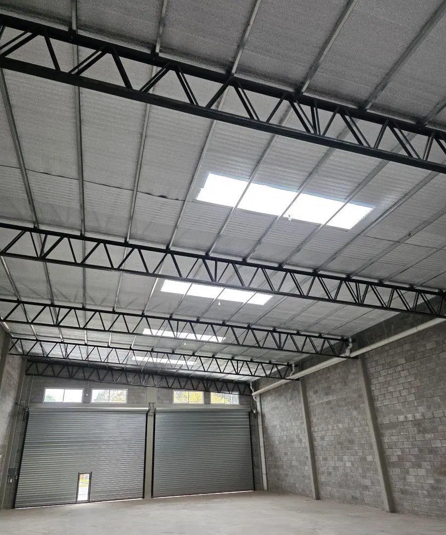 Local comercial A estrenar sobre Ruta 25 . Matheu 1
