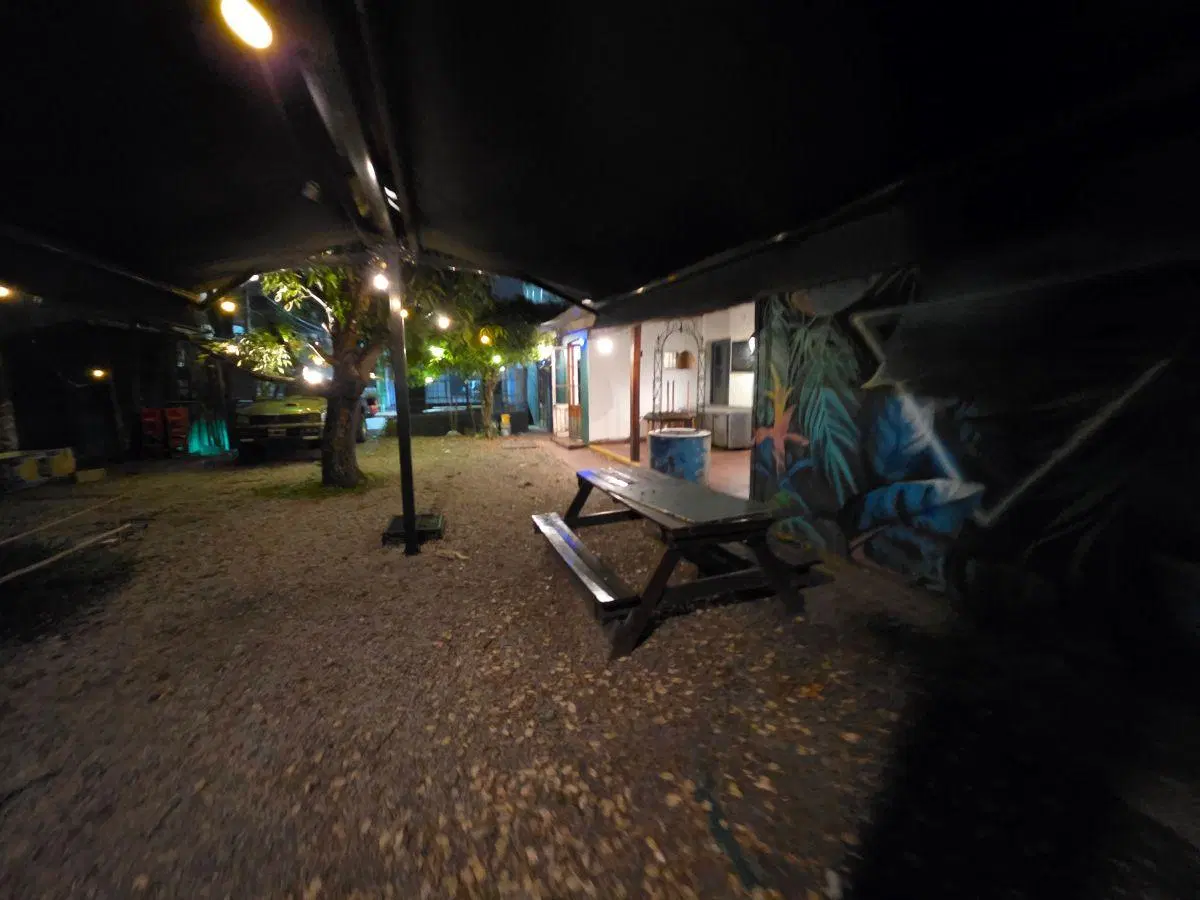 Casona Antigua en el centro de Escobar. Alquiler Comercial 5