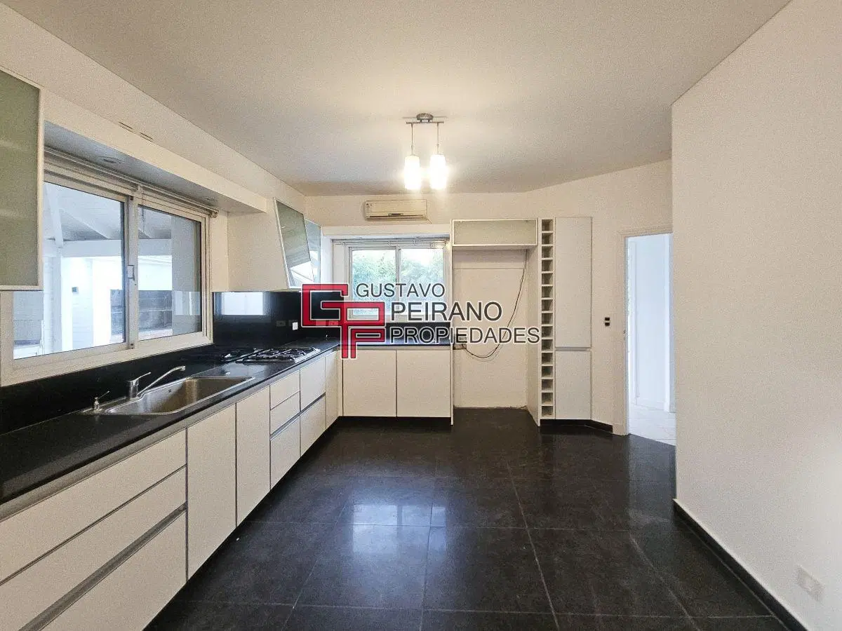Casa en venta en barrio cerrado Septiembre, Escobar. 2