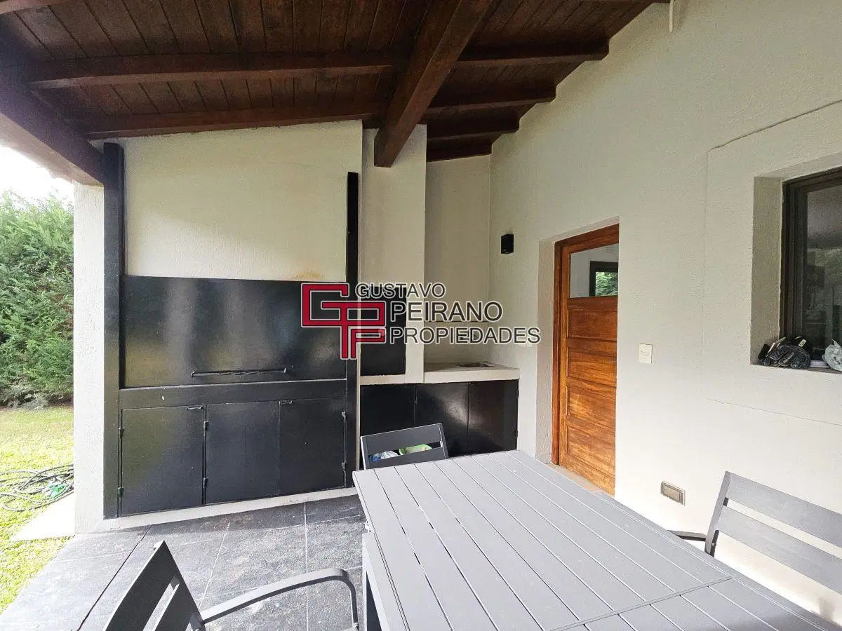 Casa en venta barrio cerrado Septiembre 8