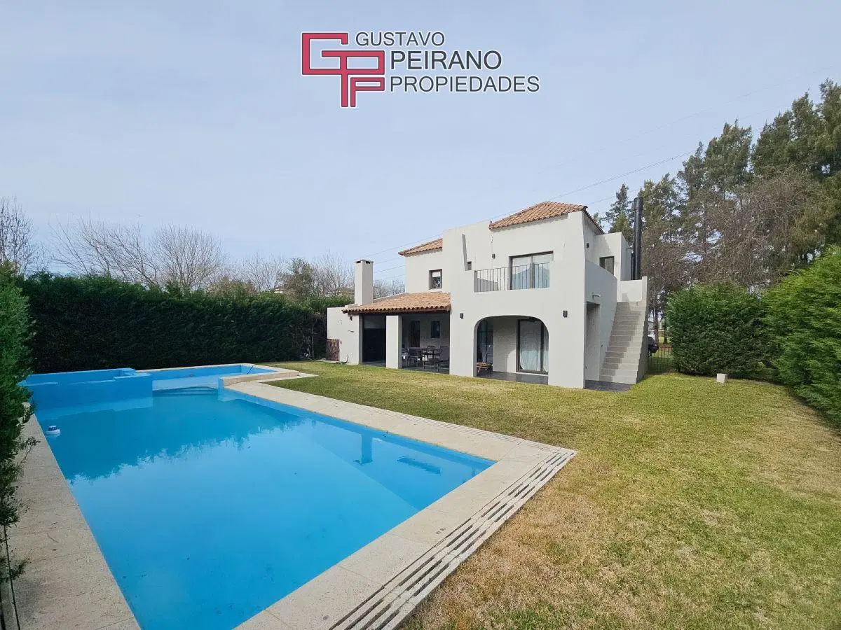 Casa en venta barrio cerrado Septiembre 1