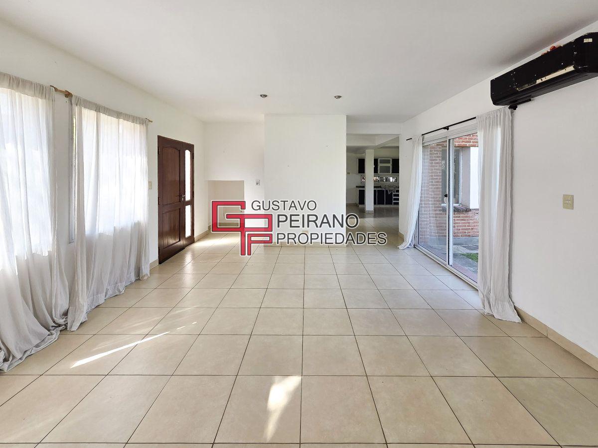 Foto de Casa en alquiler en el barrio cerrado La Barra Village, Escobar. 3, imagen 1