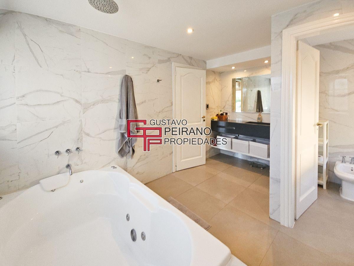 Foto de Casa En Venta En Septiembre, Barrio Cerrado En Escobar, 5 Dormitorios Y, imagen 4