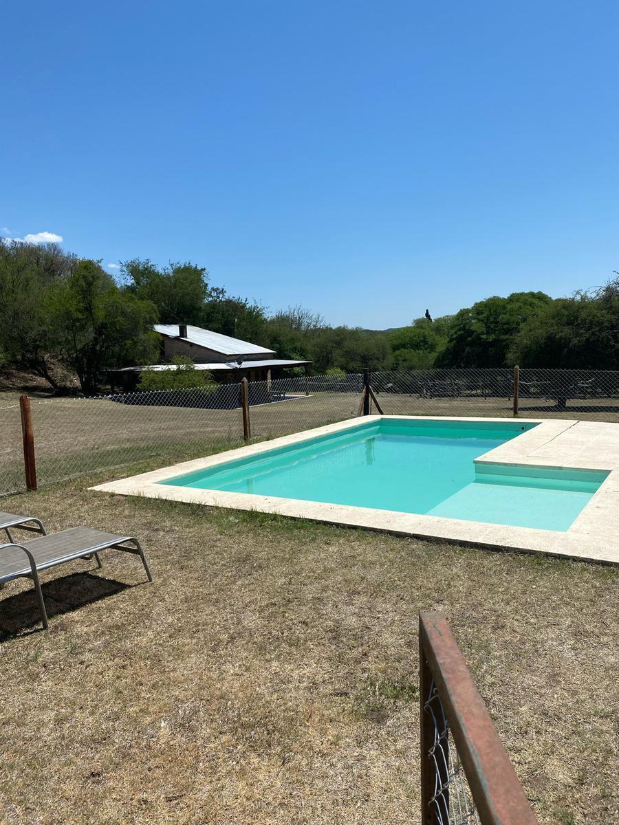 Casa en Venta en Unquillo - Parque de 7 Ha, 2 Dorm. con Pileta 5