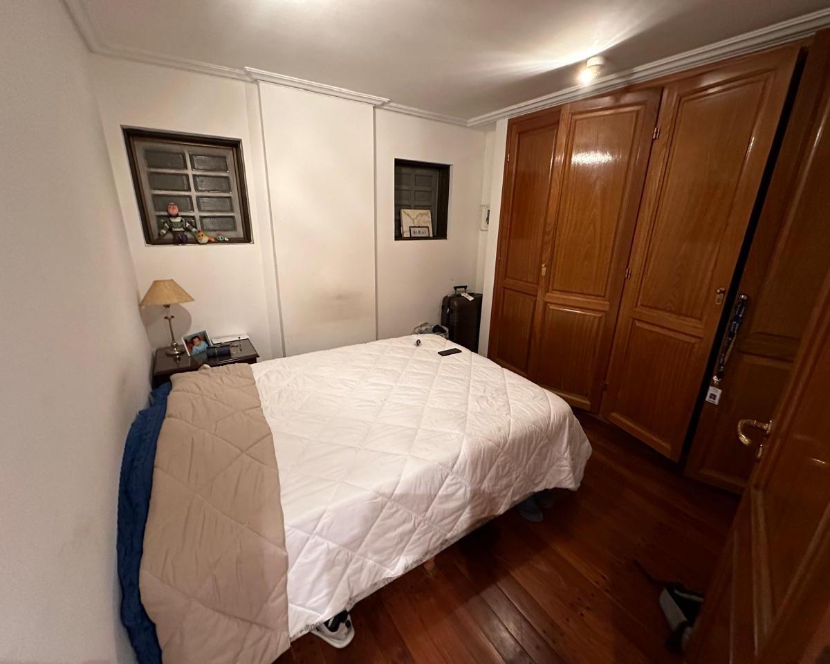 Departamento en Nueva Córdoba. 4 Dorm.. Frente. con Cochera. Ludovico II 5