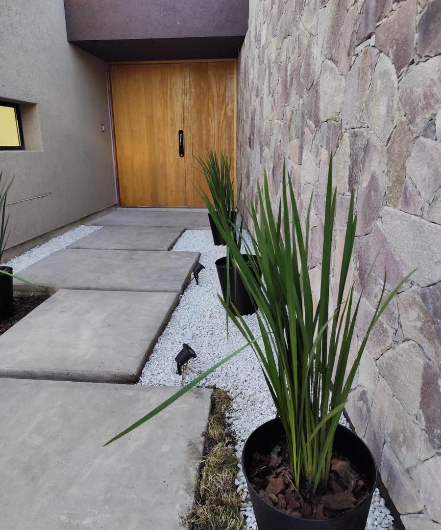Casa en venta Las Cañitas, Malagueño, 3 dormitorios, seguridad 24 hs.