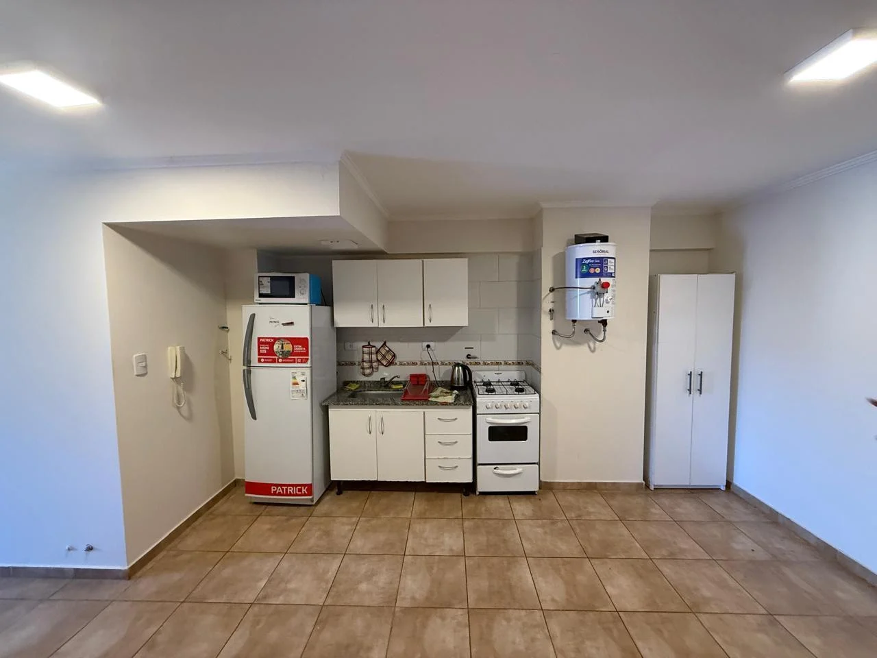 Foto de Departamento en Venta en Alberdi. Monoambiente. Amoblado. Ideal, imagen 4