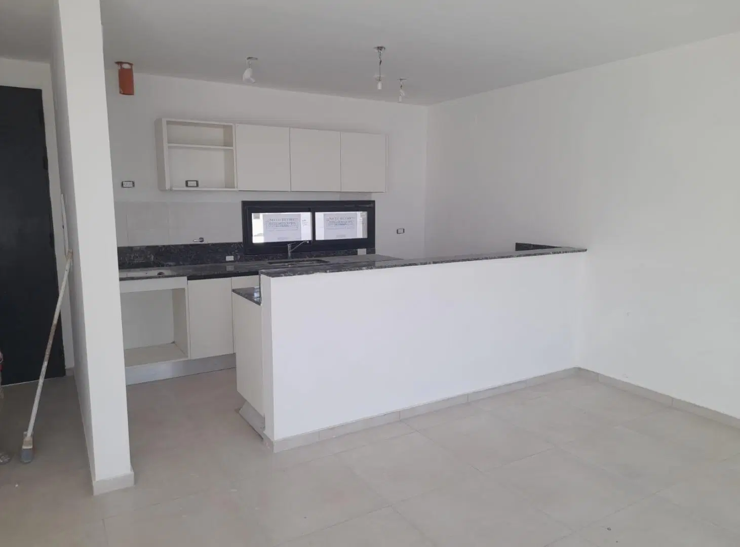 Duplex en  Alquiler en San Ignacio Village. Planta baja 2 dormitorios de gran calidad 3