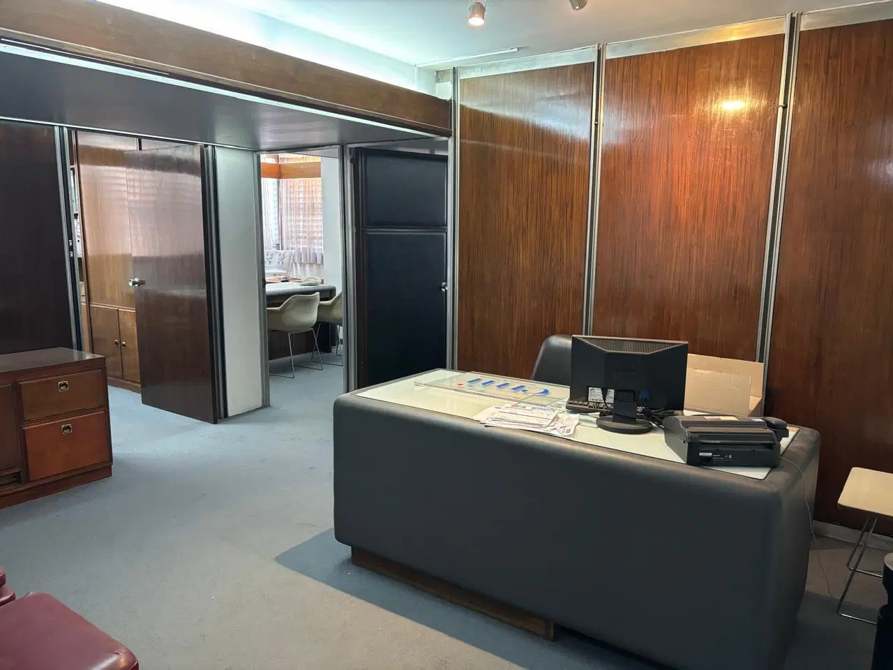 Oficina en Venta en el Centro, 75 m², Con Cochera 5