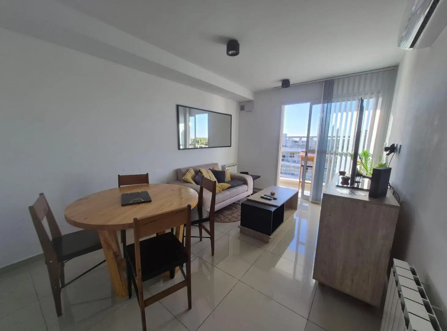 Departamento en Venta en Fontanas del Sur II, 2 dormitorios, Balcón Amplio 2