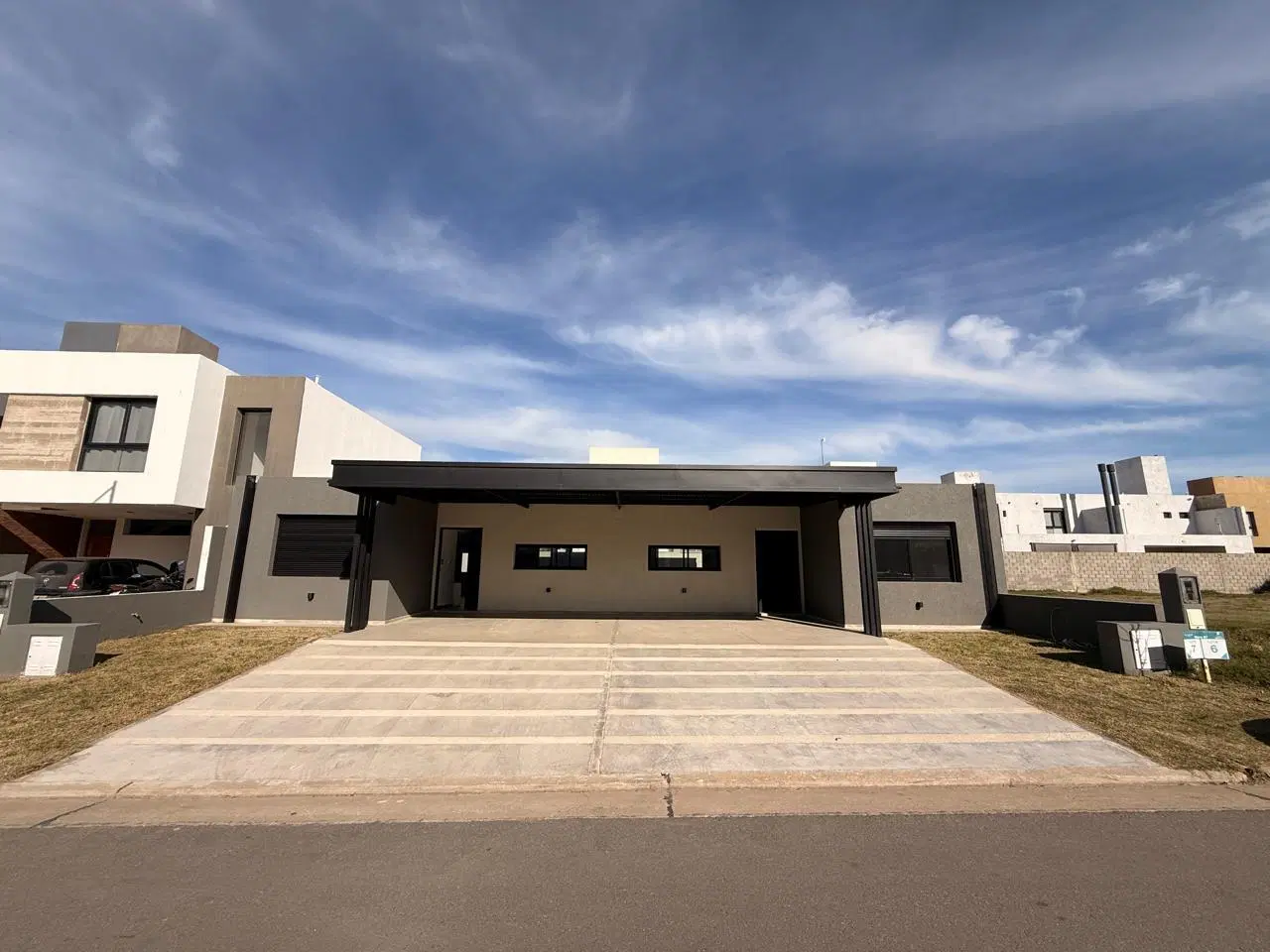 Duplex en Venta en San Ignacio Village. 2 dormitorios. 2 baños 1
