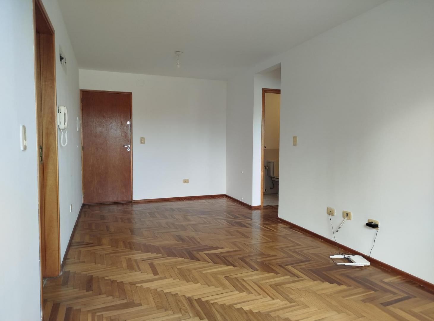 Foto de Departamento en Residencias del Sur, Barrio Jardin. 1 dormitorio. Con, imagen 1