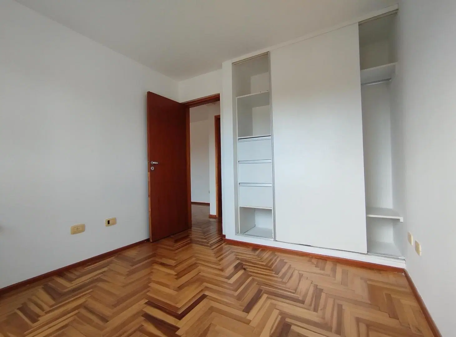 Departamento en Residencias del Sur, Barrio Jardin. 1 dormitorio. Con cochera y amenities 3