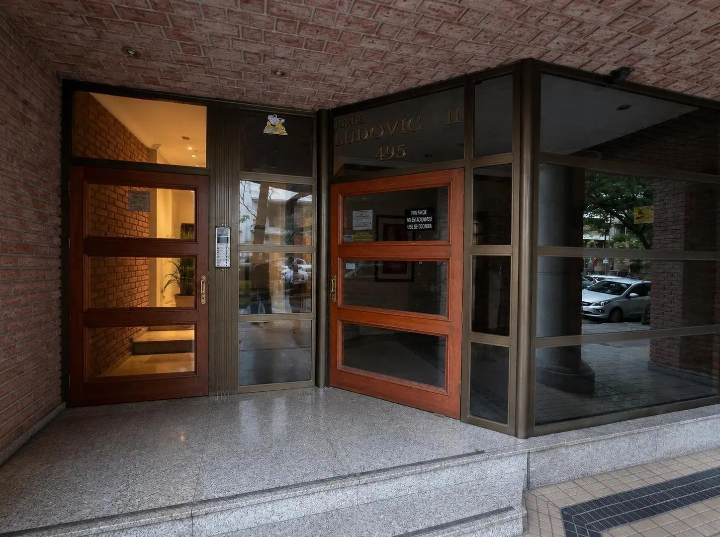 Departamento en Venta en Nueva Córdoba. 3 dormitorios escritorio.Con Cochera. 4