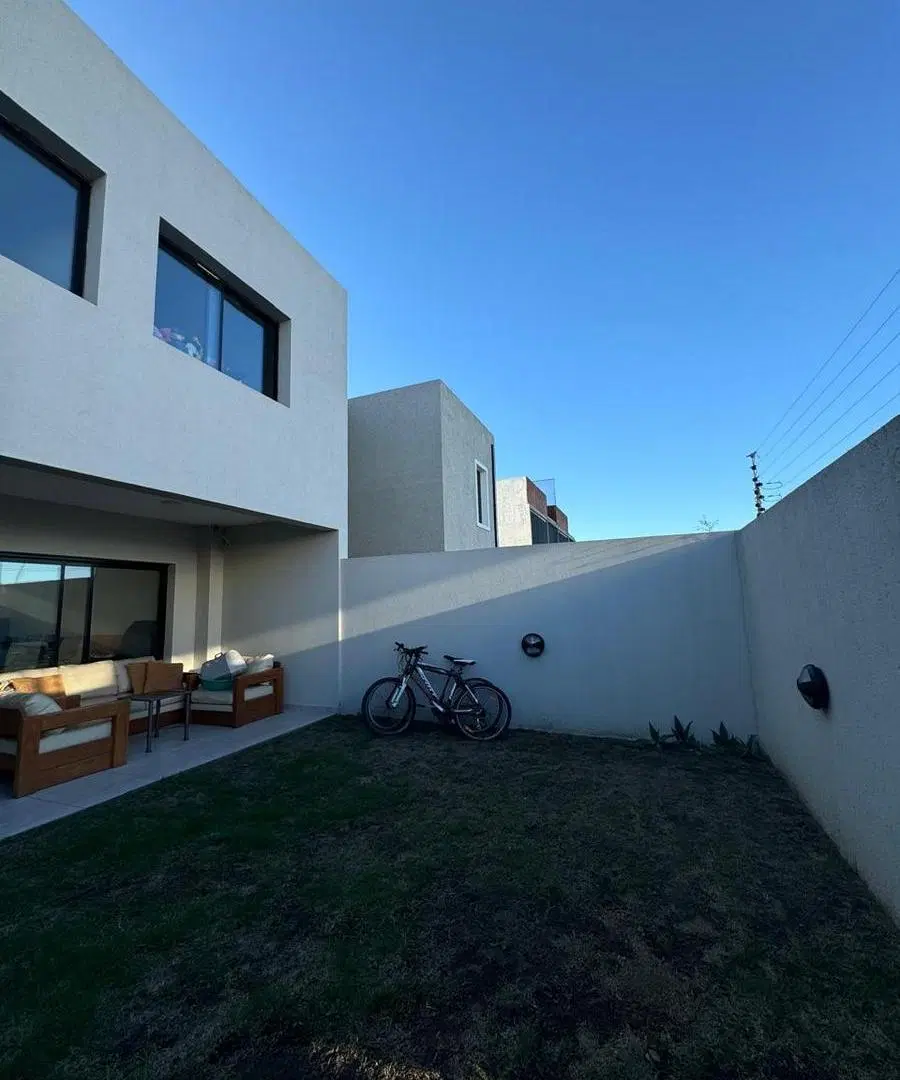 Duplex en Venta en Terrazas de Manantiales, 3 dormitorios, Galería 4