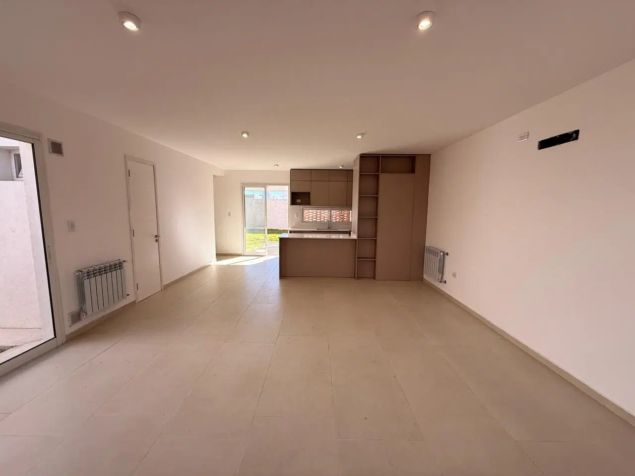 Casa en Venta en Solares de Manantiales.2 dormitorios en PB 1