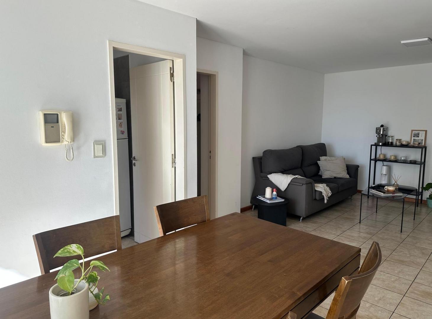 Foto de Departamento en Venta en Nueva Cordoba, 2 dormitorios, Con Cochera, imagen 2