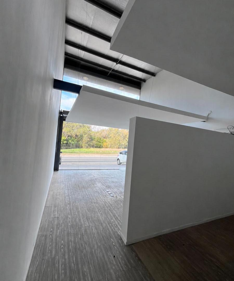 Foto de Local en Alquiler en Intercountry, 45 m²., imagen 5