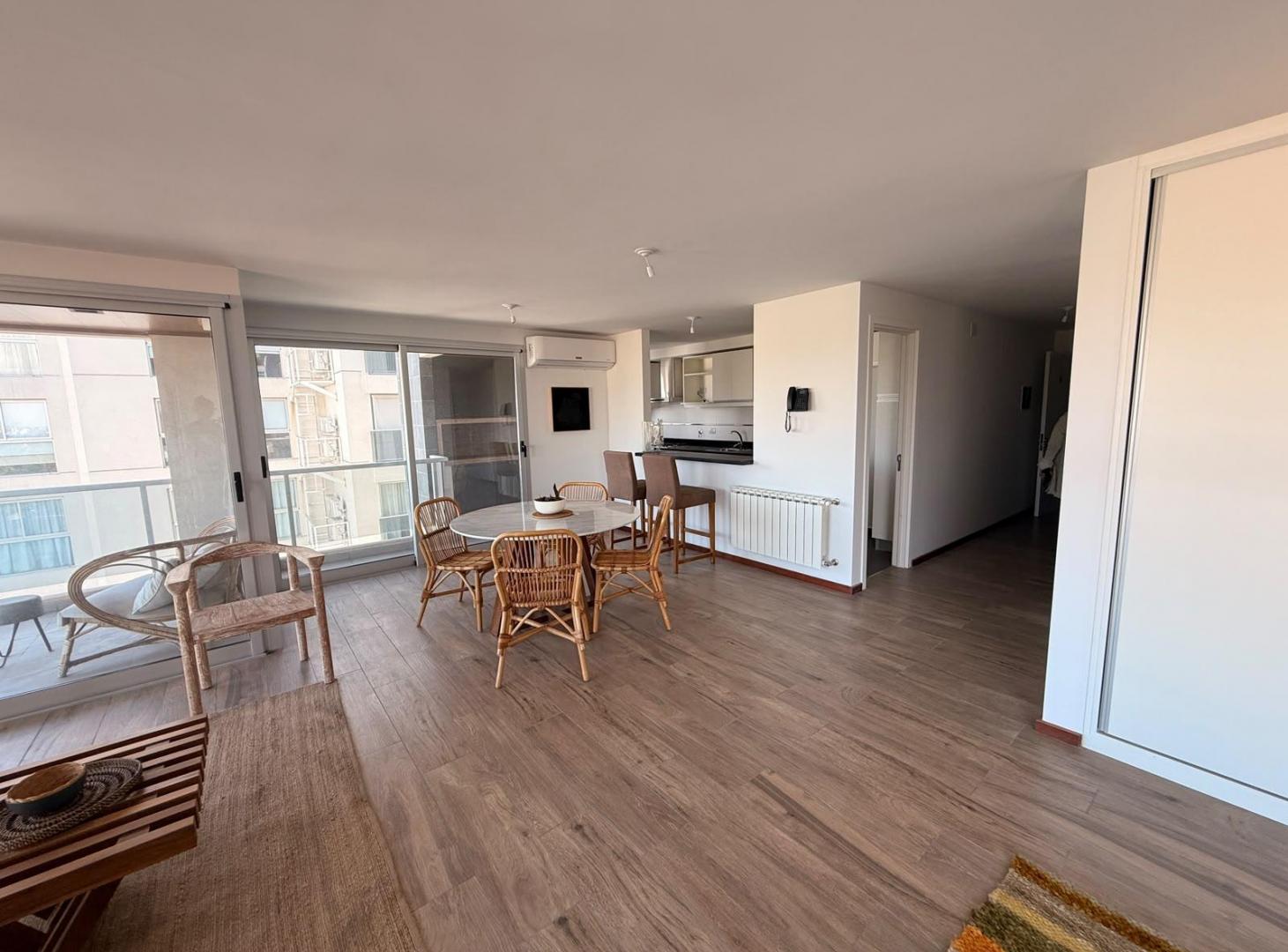 Foto de Departamento en venta en MEDILAND, 2 dormitorios y 3 baños. En complejo, imagen 1
