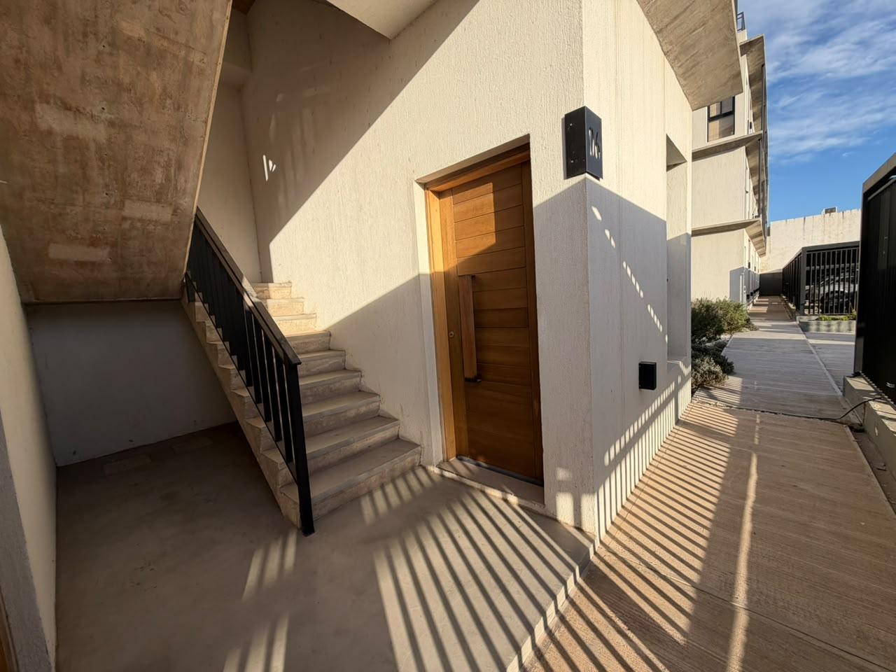 Foto de Duplex en Venta en Docta Avenida, 3 dormitorios, en Housing, imagen 4