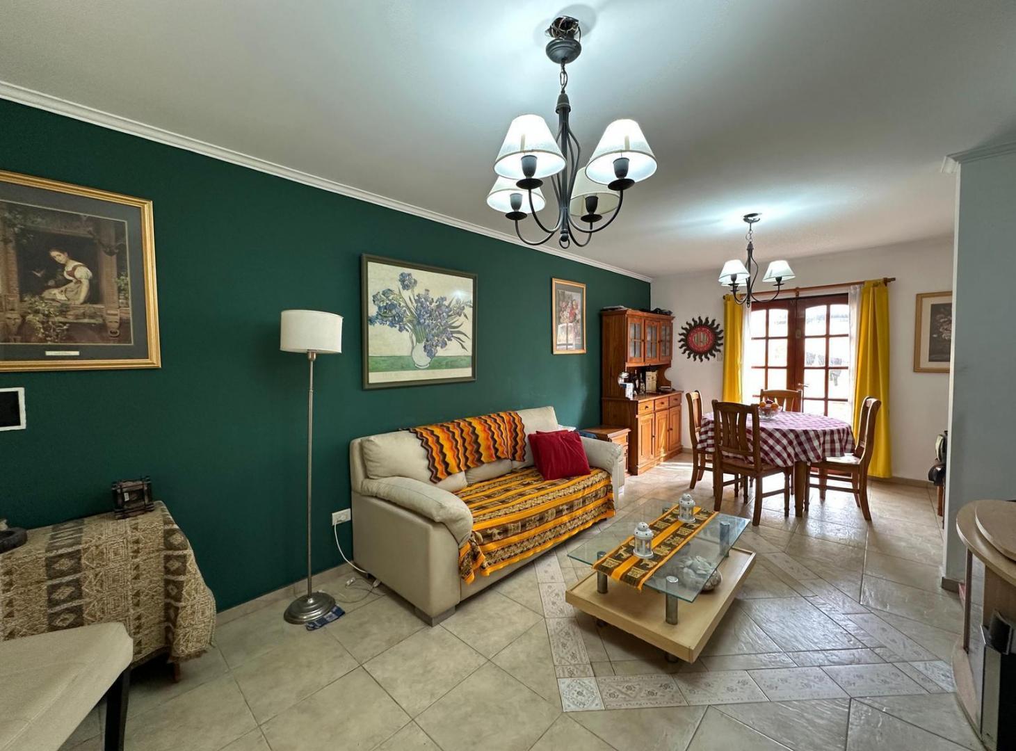 Foto de Casa en Venta en Palmas de Claret, 3 dormitorios, Jardín y Galería., imagen 4