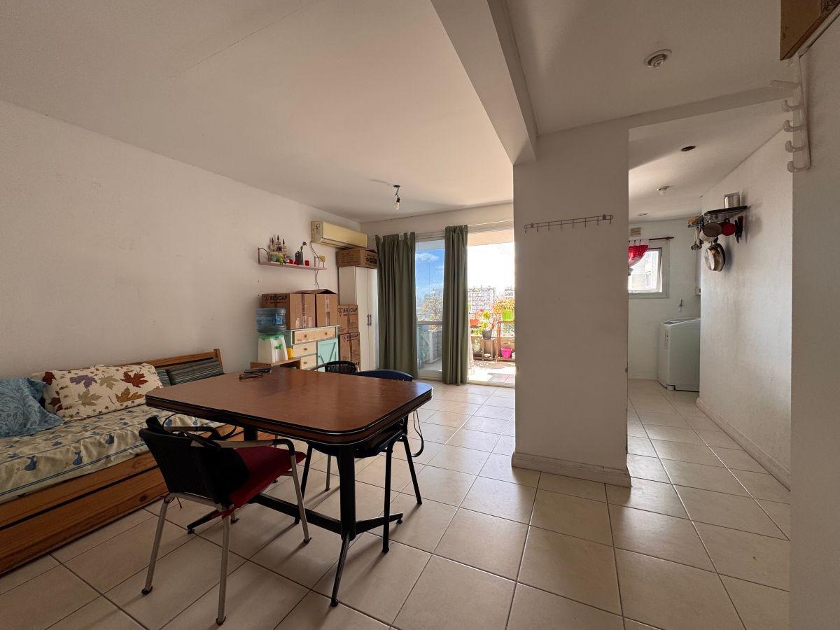 Foto de DEPARTAMENTO EN VENTA 2 AMBIENTES EN VILLA DEL PARQUE, imagen 2