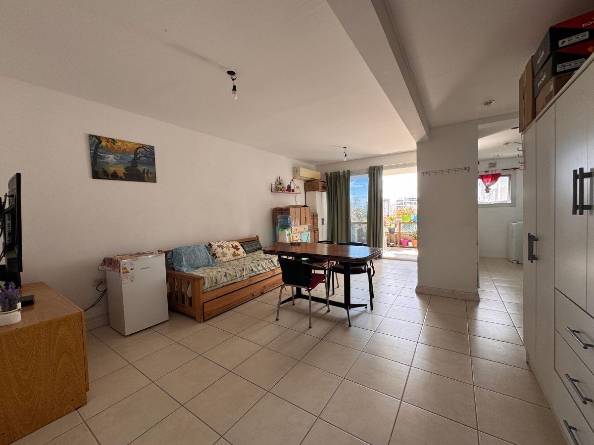 Foto de DEPARTAMENTO EN VENTA 2 AMBIENTES EN VILLA DEL PARQUE, imagen 1