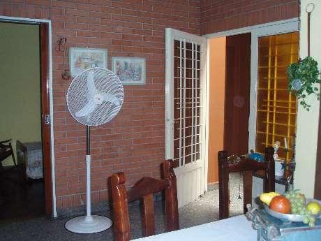 Casa en Venta Cond en Lanus Oeste 3