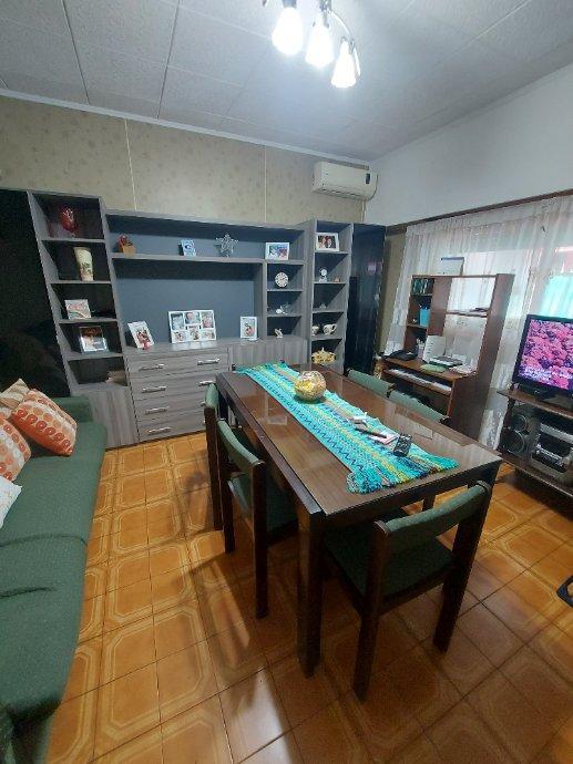 Casa 3 Amb. con Garage y Patio. Nuevo Precio 5