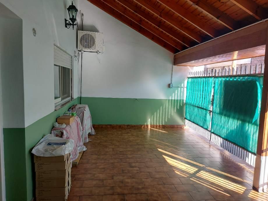 Casa 3 Amb. con Garage y Patio. Nuevo Precio 2