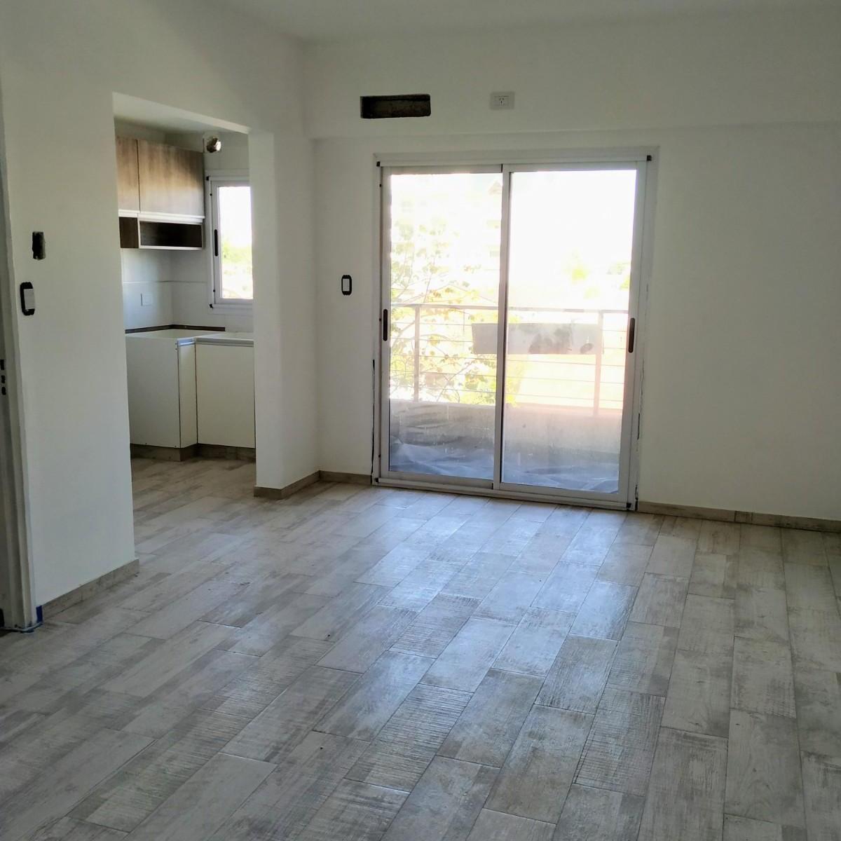 Hermoso semipiso 2 amb. amplio "A ESTRENAR" listo para entregar