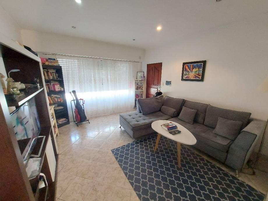 Muy Linda Casa PH 4 Ambientes con Garage y Amplio Patio 4