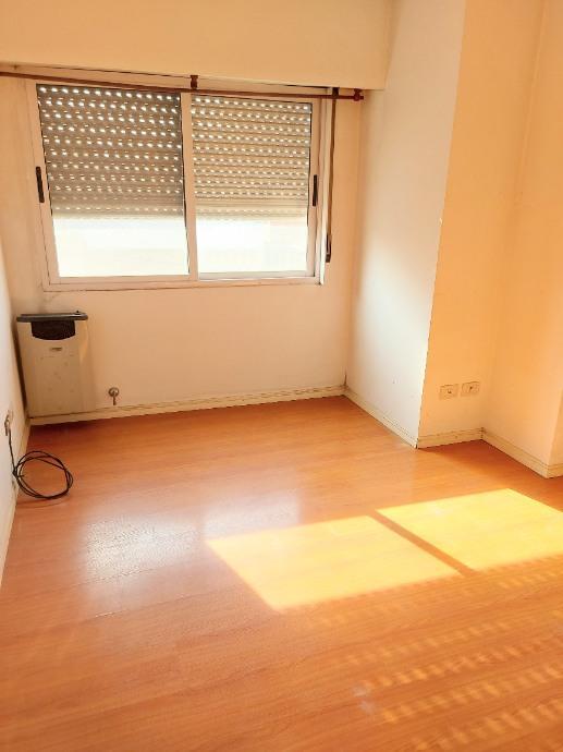 Foto de DEPARTAMENTO 3 AMBIENTES CON AMPLIA TERRAZA - EXCELENTE UBICACIÓN, imagen 5