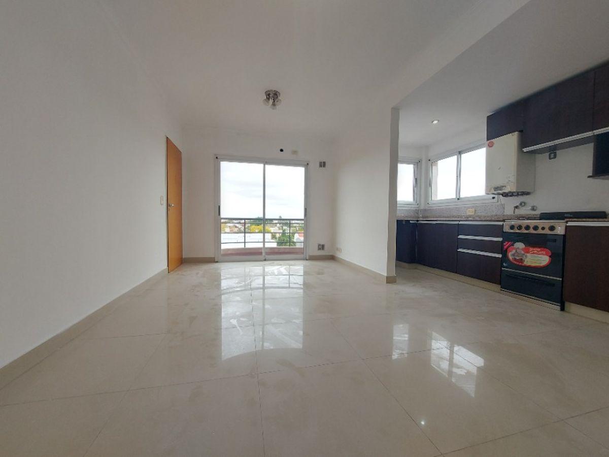 HERMOSO DEPARTAMENTO SEMIPISO 2 AMBIENTES CON 2 BALCONES