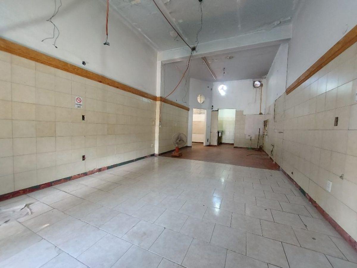 Foto de LOCAL COMERCIAL SOBRE AVENIDA SAN MARTIN, imagen 5