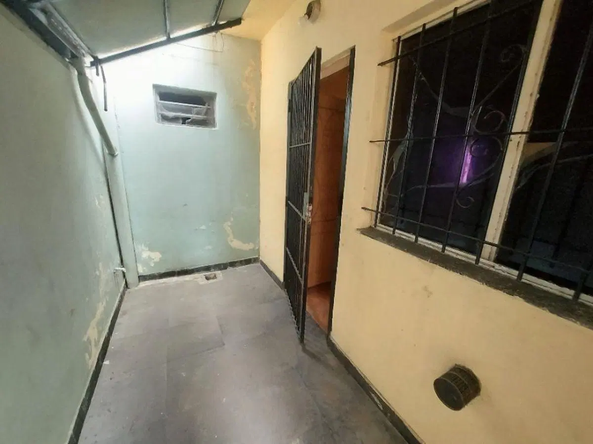 DEPTO TIPO CASA INTERNO 2 AMB. CON AMPLIO PATIO 4