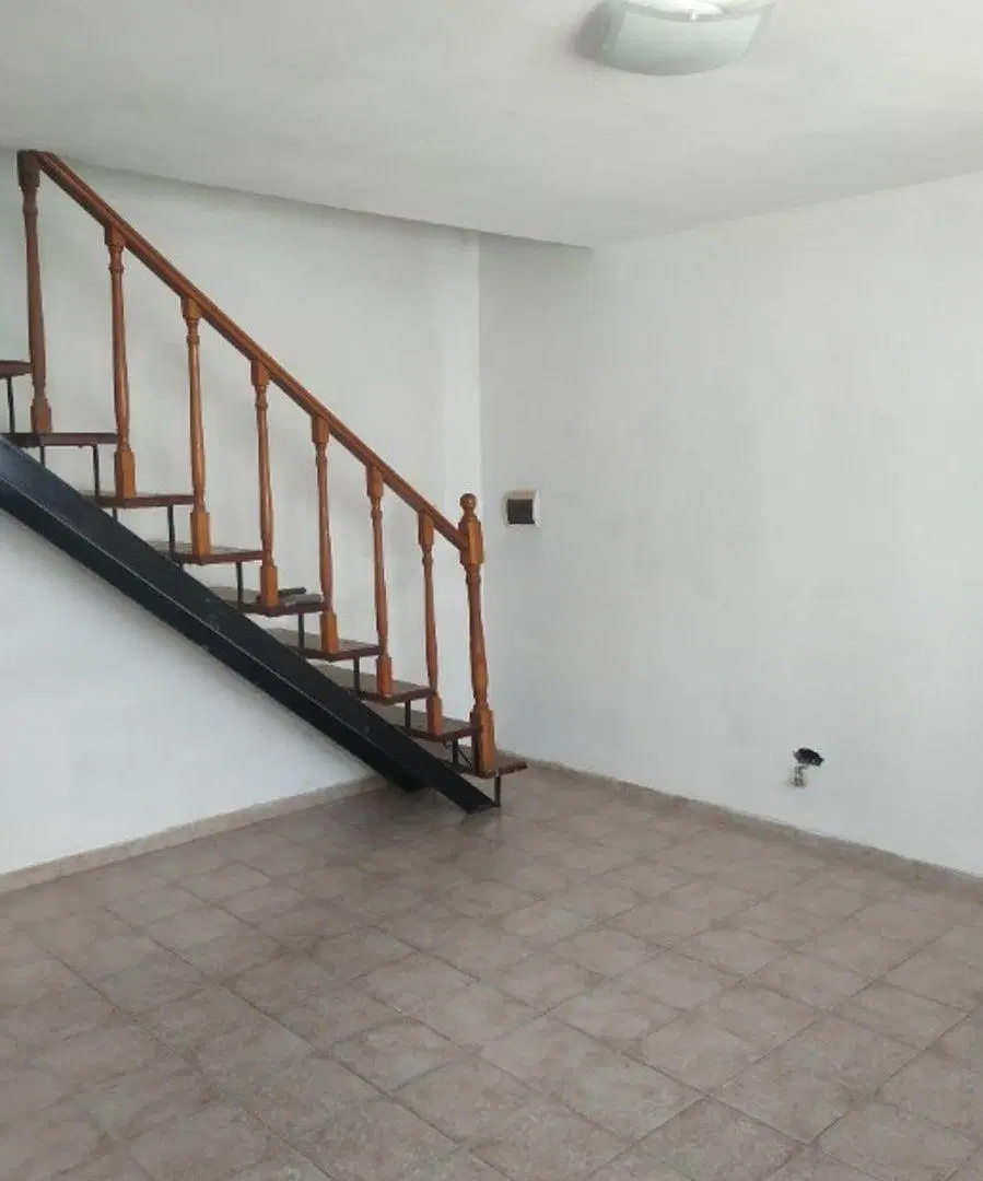 DUPLEX INTERNO 3 AMBIENTES CON PATIO 2