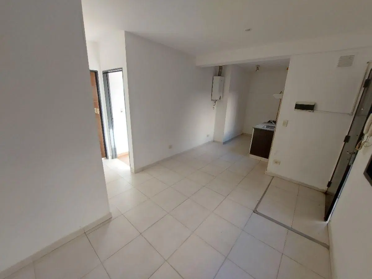 LINDO DEPTO 2 AMBIENTES EN PTA ALTA AL FRENTE 5
