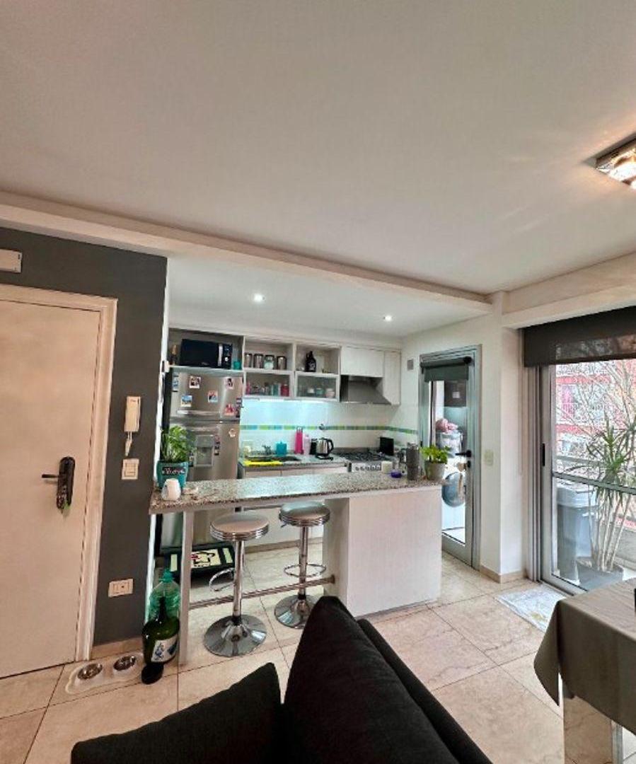 Foto de HERMOSO DEPTO SEMIPISO 2 AMBIENTES CON COCHERA, imagen 4