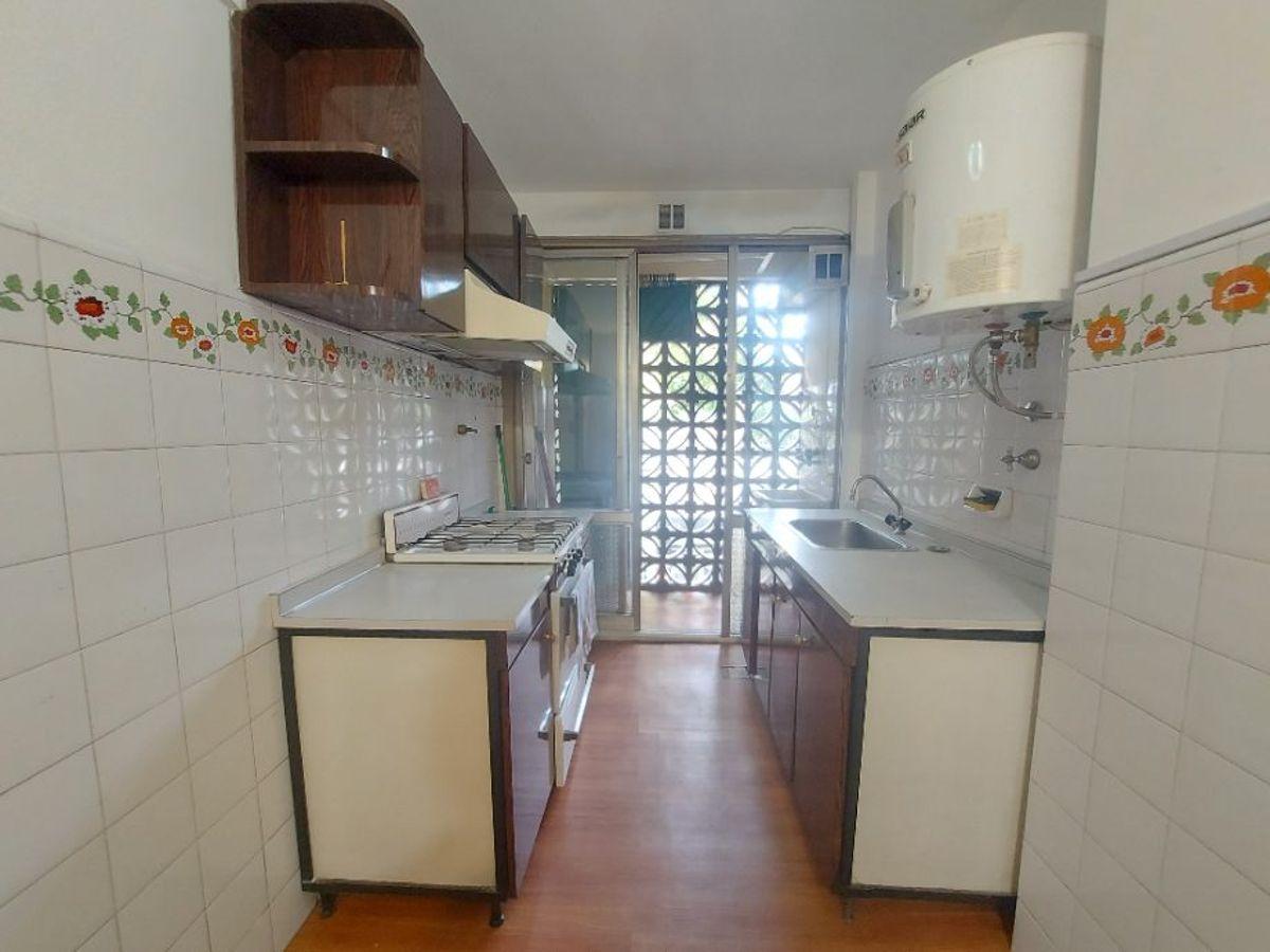 Foto de MUY LINDO DEPARTAMENTO 3 AMBIENTES AL FRENTE, imagen 4