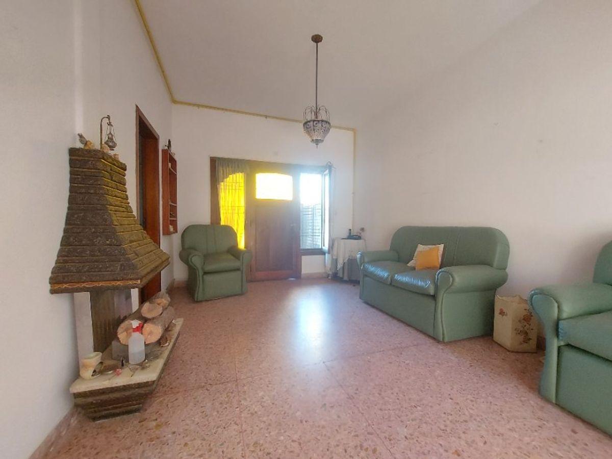 Foto de DEPTO TIPO CASA AL FRENTE 3 AMBIENTES CON JARDIN Y PATIO, imagen 4