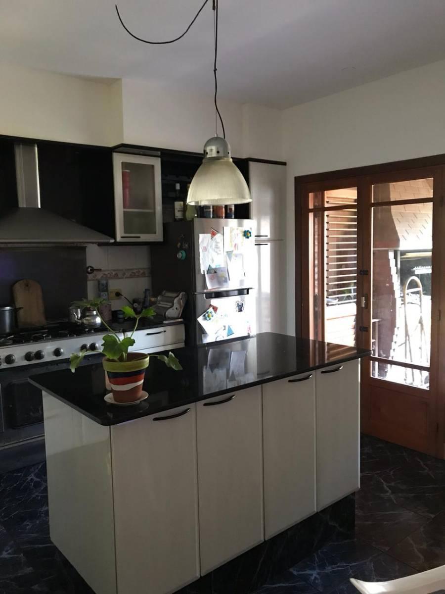 Chalet venta Banfield Este